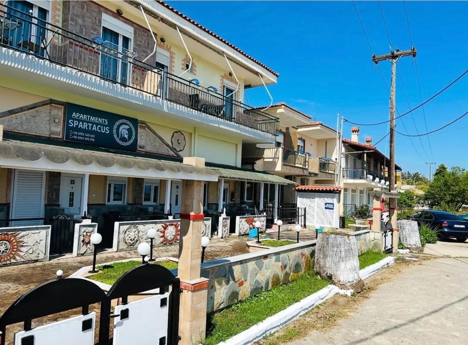 Apartments Spartacus Apartment hotel in Halkidiki