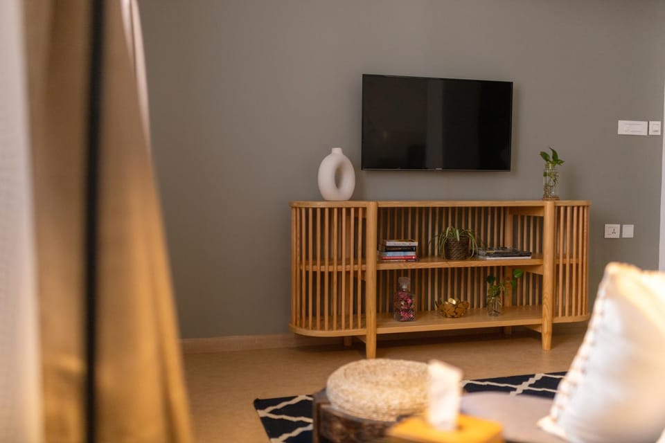 Communal lounge/ TV room, Living room, Seating area