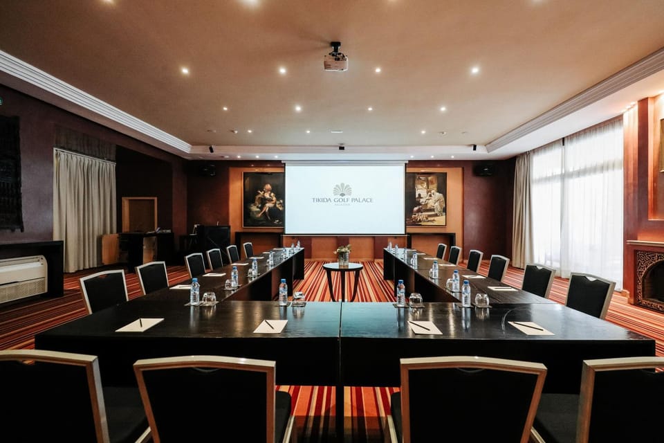 Meeting/conference room