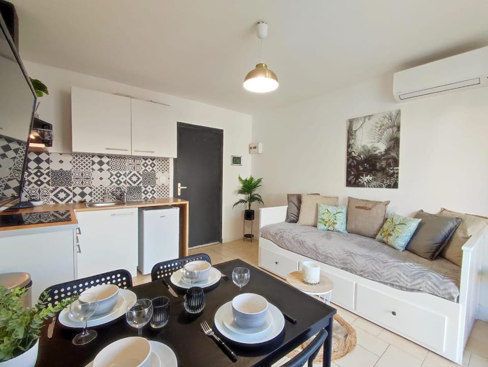 Appartement avec jardin privatif à 300m de la plage *2* Apartment in Canet-en-Roussillon