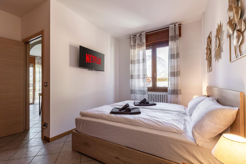 Bed, TV and multimedia