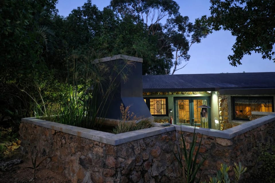 Property building, Patio, Patio, Facade/entrance