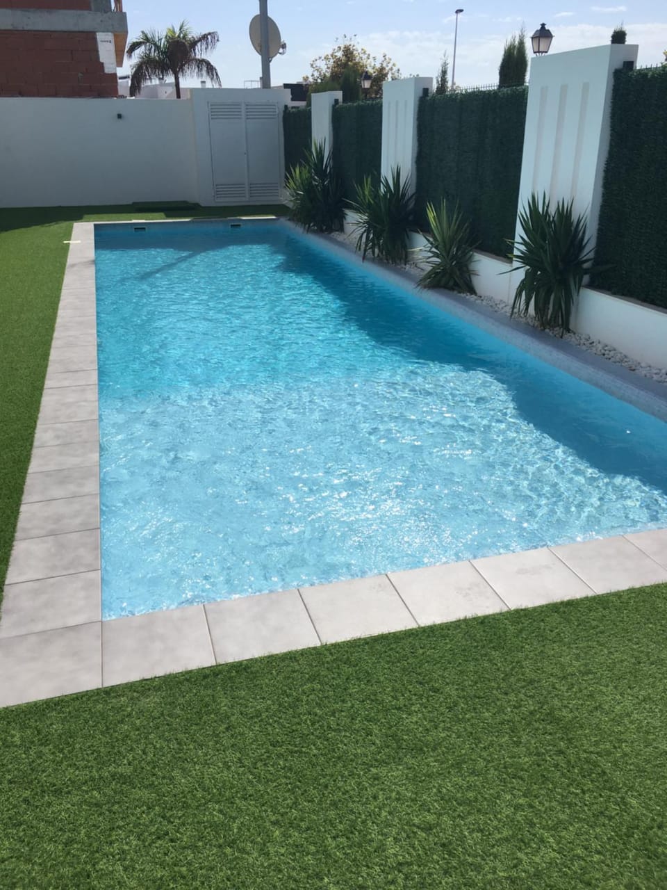 Swimming pool, Swimming pool