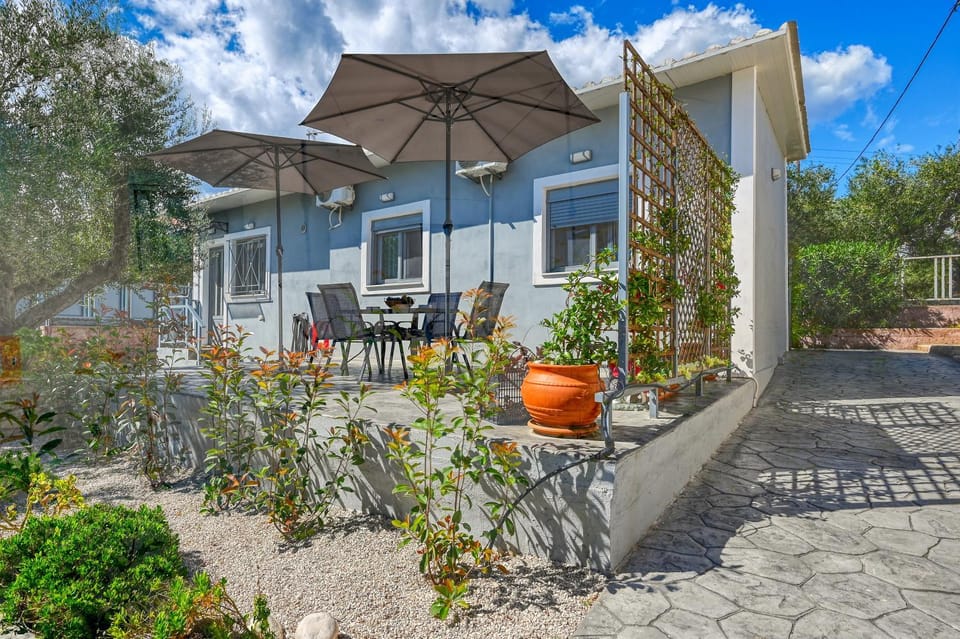 Property building, Balcony/Terrace