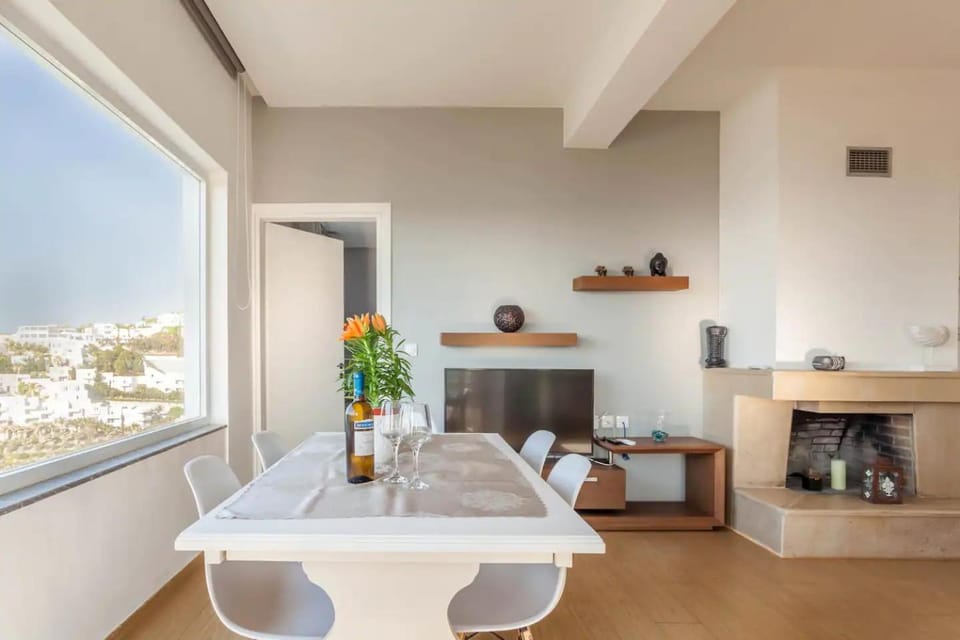 Stelianas House Top Floor Apartment with Private Jacuzzi Apartment in Crete