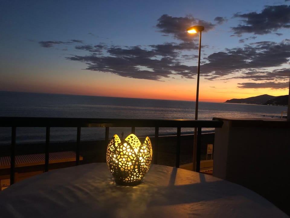 View (from property/room), Balcony/Terrace, Balcony/Terrace, Sea view, Sunset