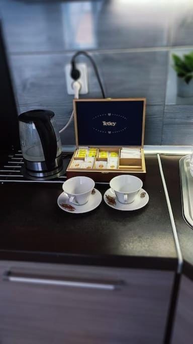 Coffee/tea facilities, Kitchen or kitchenette