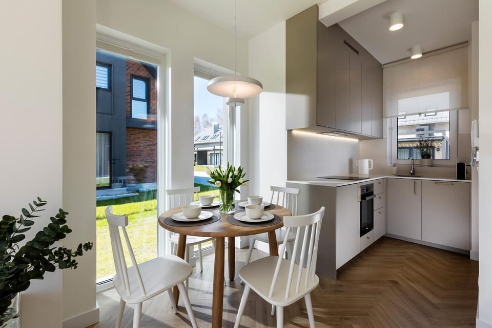 Kitchen or kitchenette, Dining area, kitchen