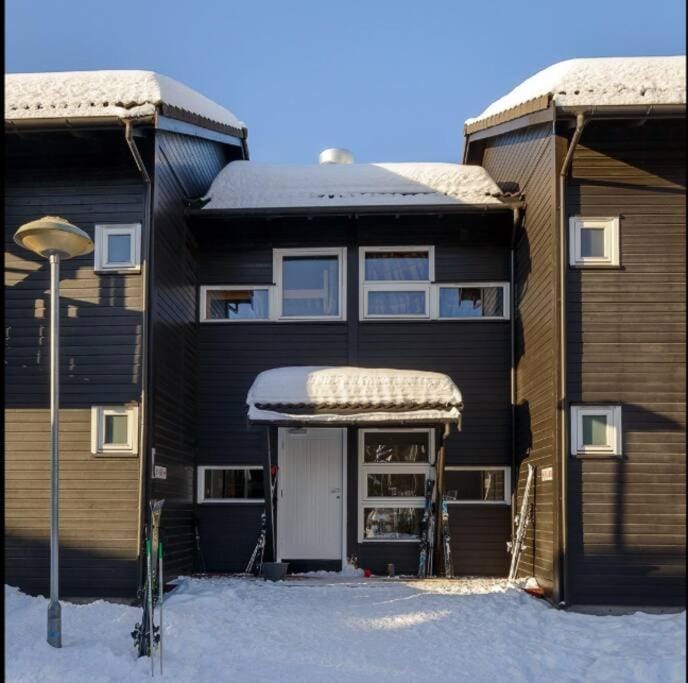 Property building, Winter