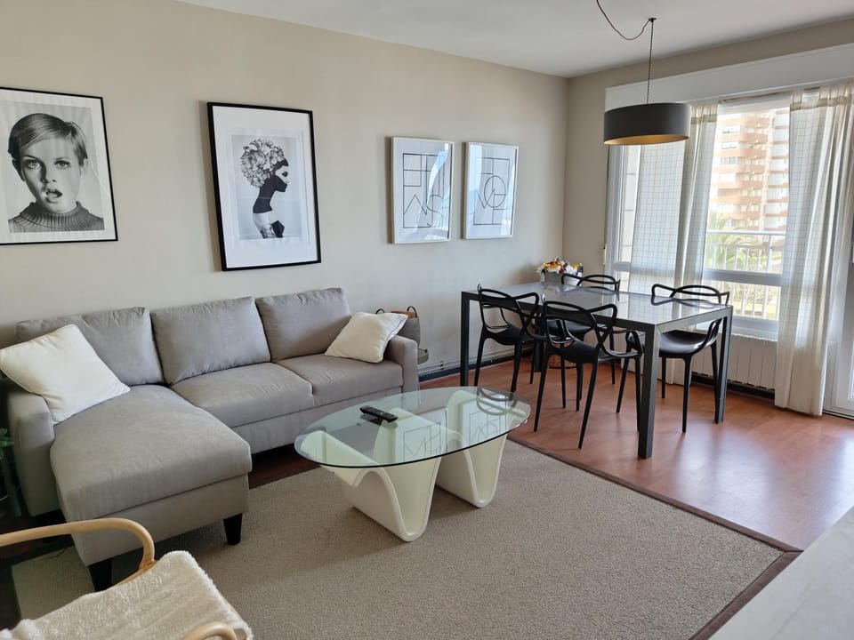 Living room, Dining area, heating