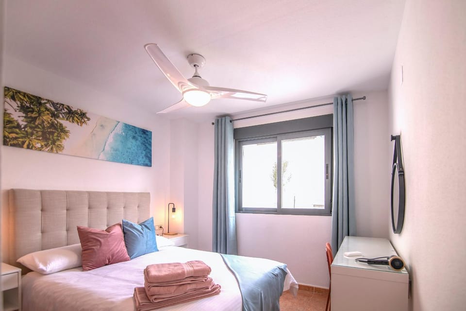 Bed, Bedroom, fireplace, air conditioner
