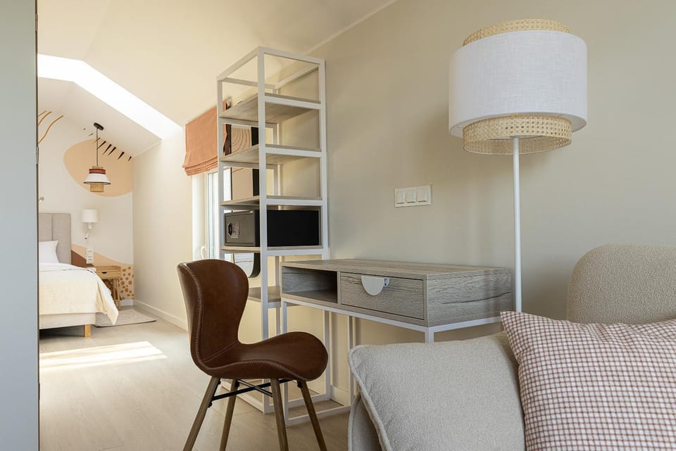 Living room, Bedroom