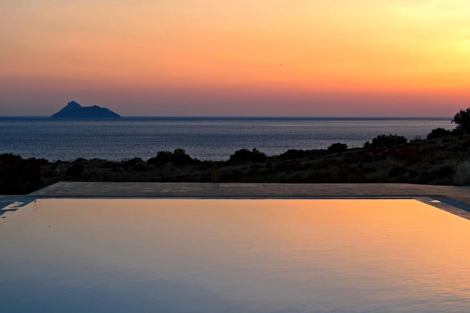 Day, Pool view, Sea view, Swimming pool, Sunrise, Sunset