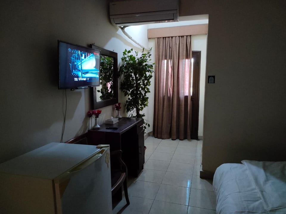 Communal lounge/ TV room, TV and multimedia, hair dresser