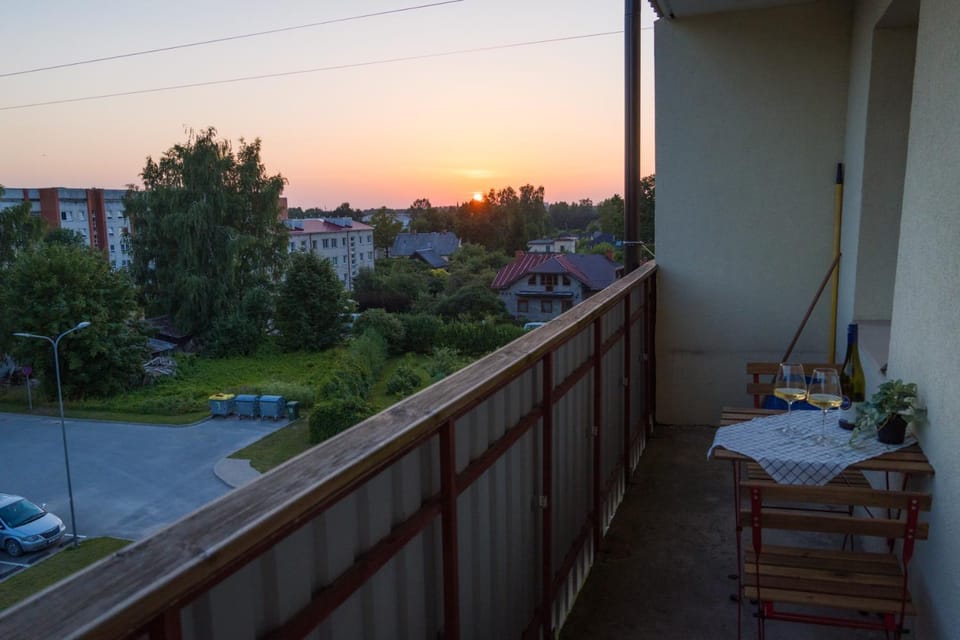 View (from property/room), Balcony/Terrace, Dining area, Sunset