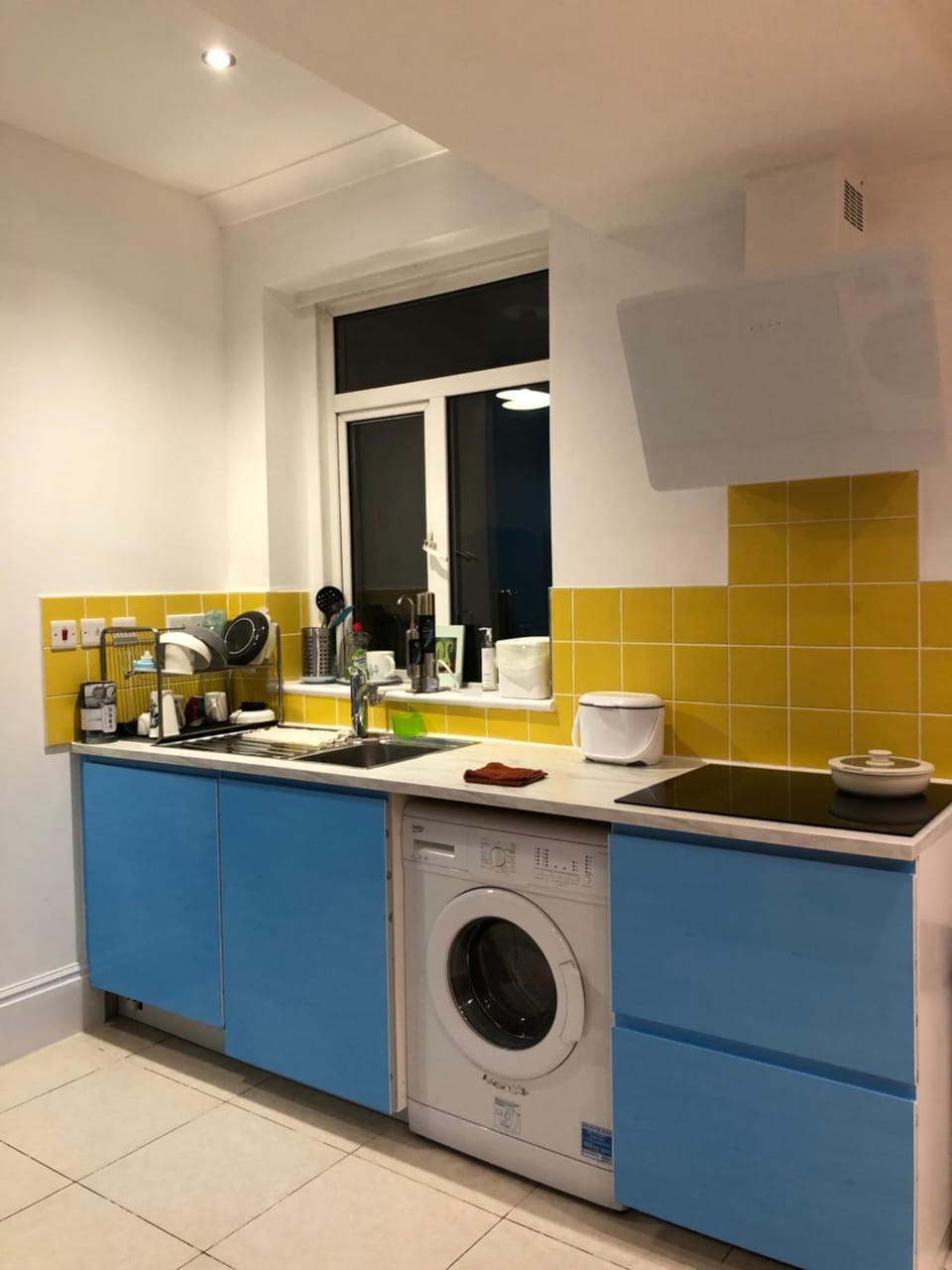 Property building, Communal kitchen