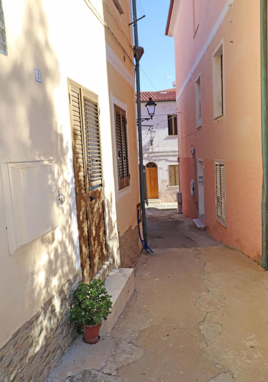 Property building, Neighbourhood, Street view