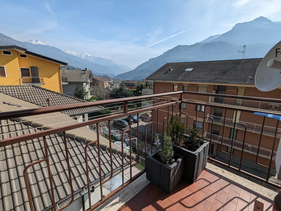 Day, Natural landscape, View (from property/room), Balcony/Terrace, Mountain view