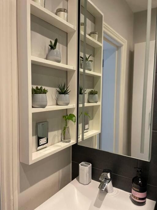 Stunning South Kensington Flat Apartment in City of Westminster