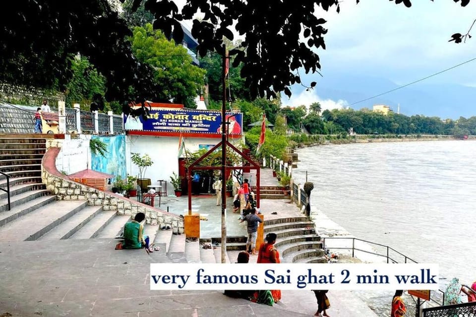 Nearby landmark, Natural landscape, Lake view, River view