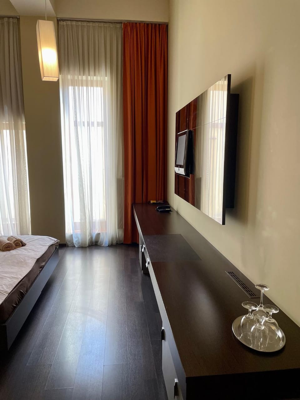TV and multimedia, Photo of the whole room