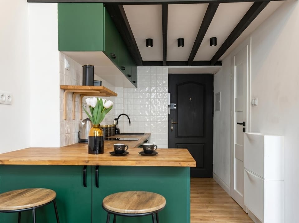 Coffee/tea facilities, Kitchen or kitchenette, Dining area, minibar, pet friendly, stove, toaster