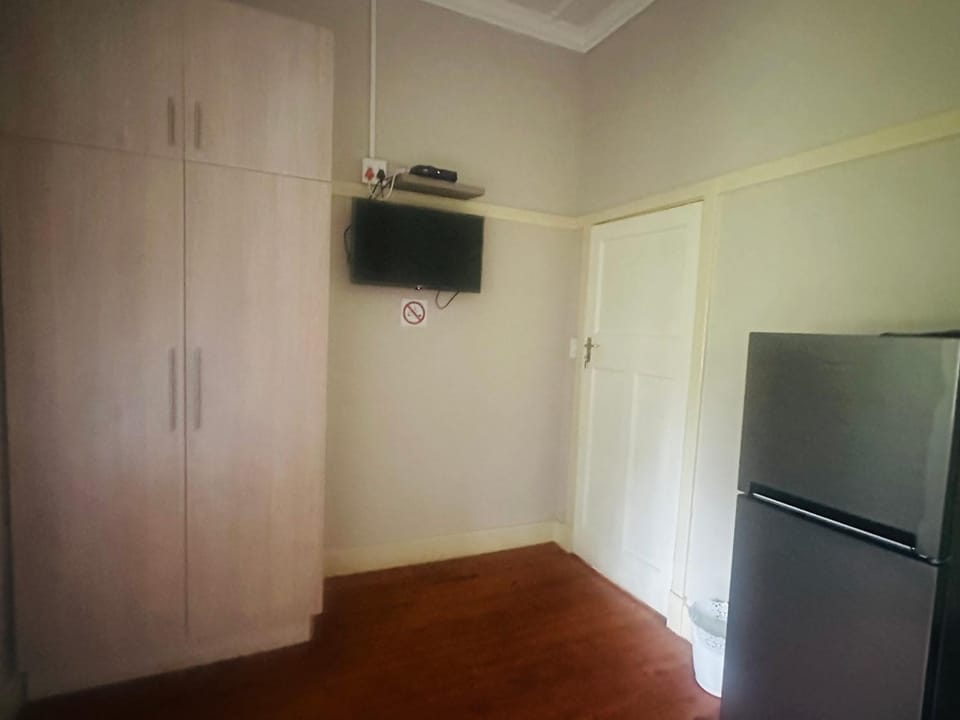 TV and multimedia, minibar, wardrobe