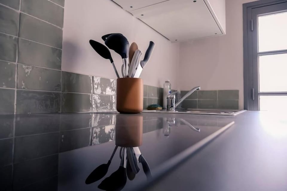 Noa - Mont Piete Studio intramuros - Apartment in Avignon