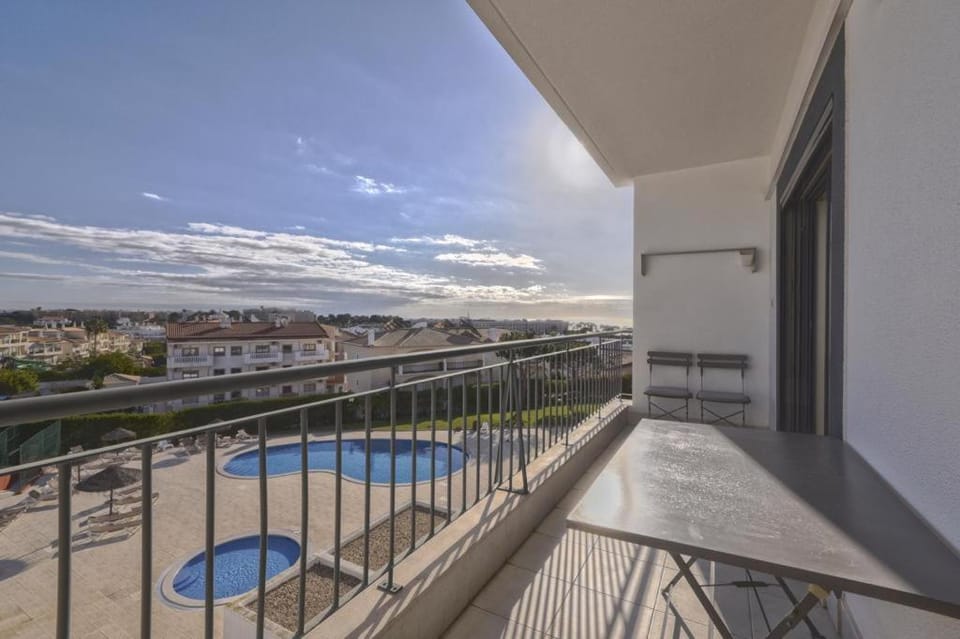 Balcony/Terrace, Balcony/Terrace, Pool view
