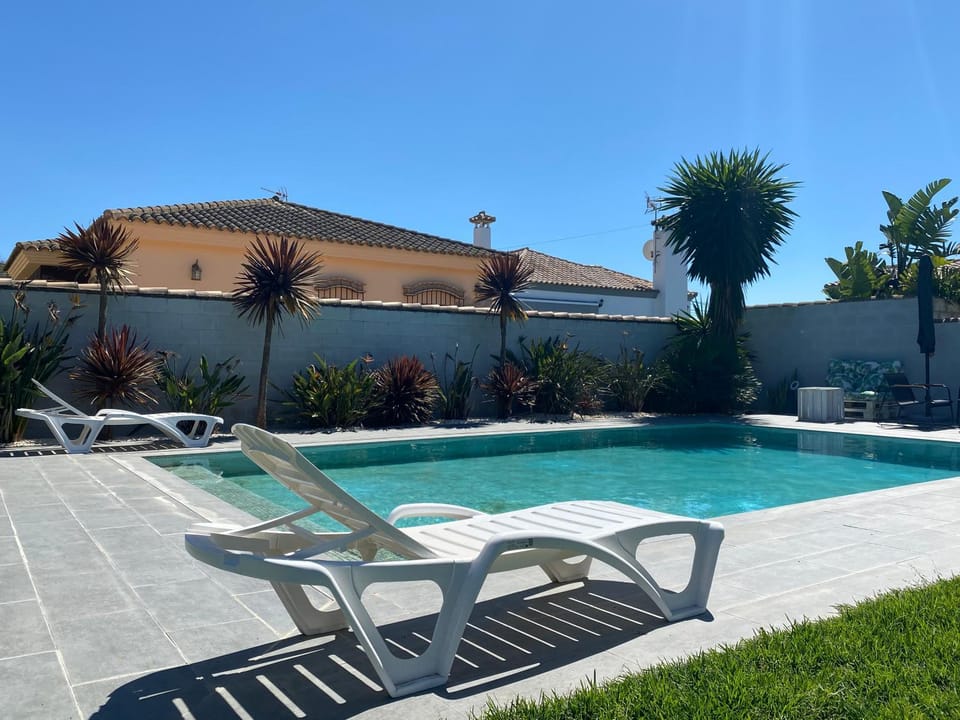 Villa Árbol del Tule House in Chiclana de la Frontera