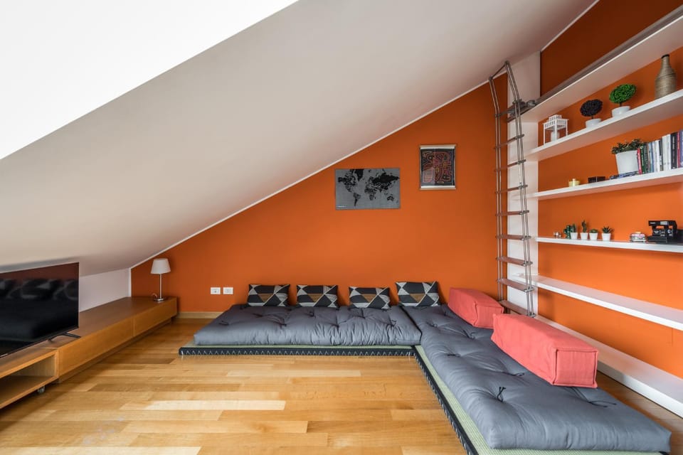 Library, TV and multimedia, Living room, Seating area