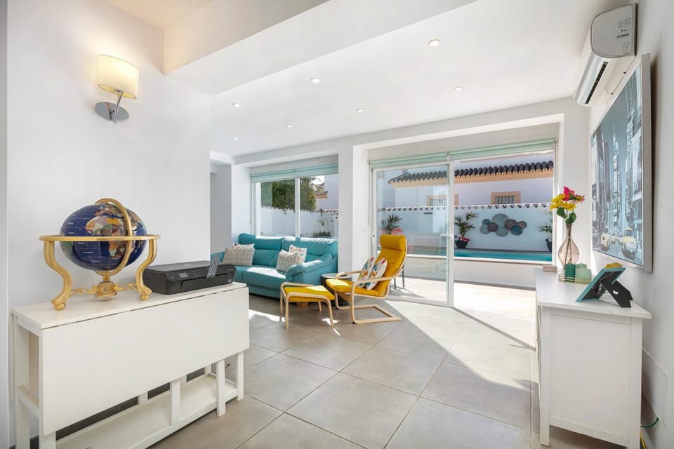 Spanish style, elegant 3 bedroom villa - 5 minutes from the beach! House in San Pedro de Alcántara