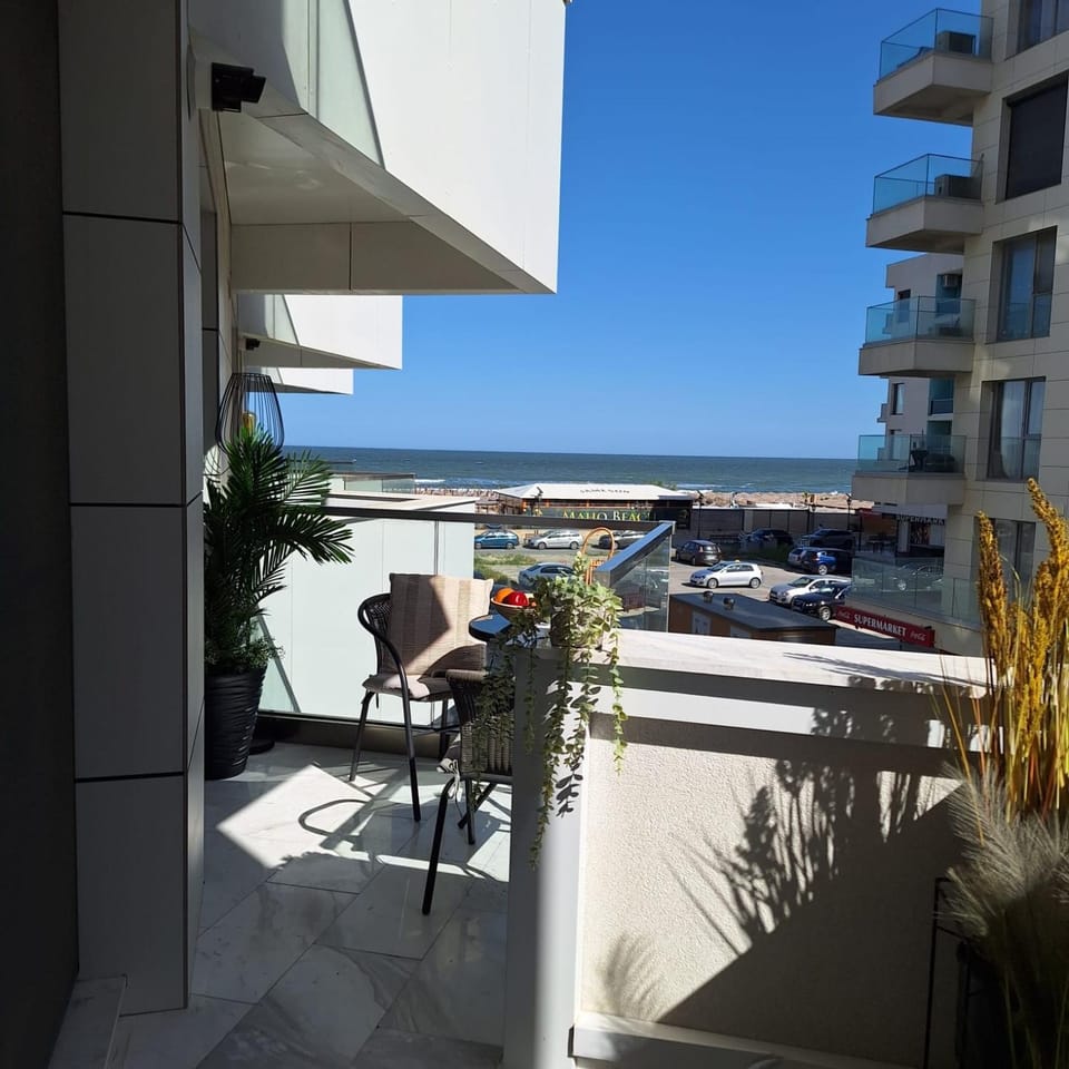 Nereide Apartament - Complex Infinity Pool Apartment hotel in Constanța County