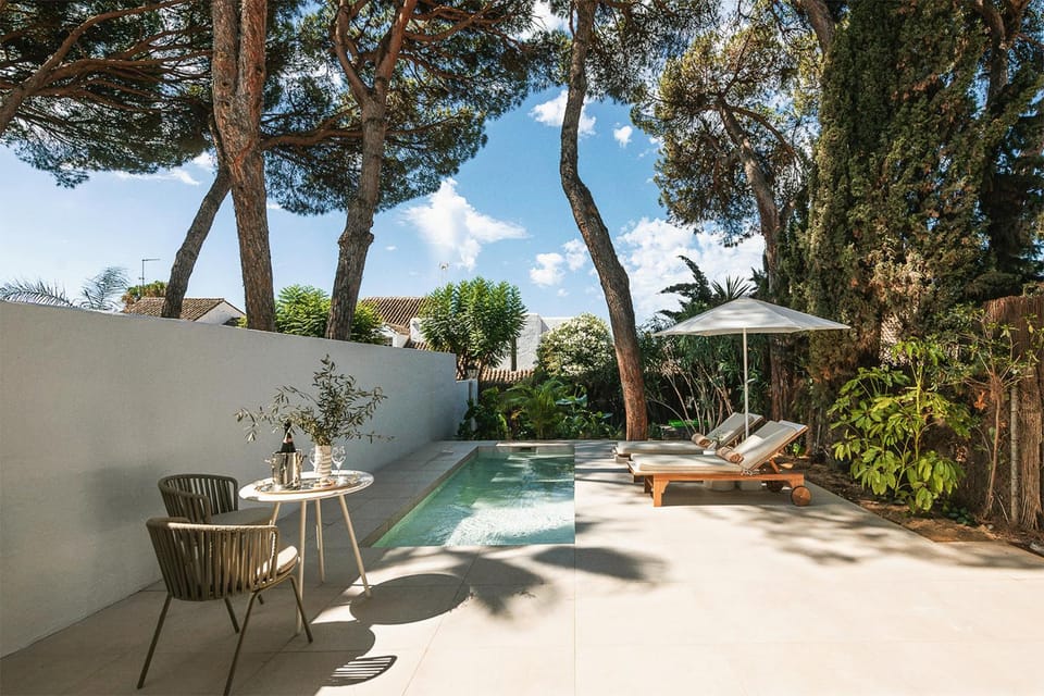 Garden, Garden view, Pool view, Swimming pool