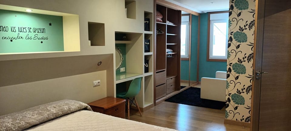 Photo of the whole room, wardrobe