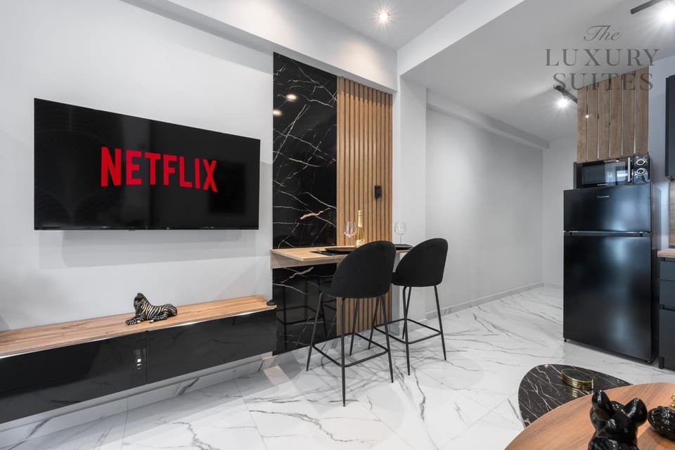 Text overlay, minibar