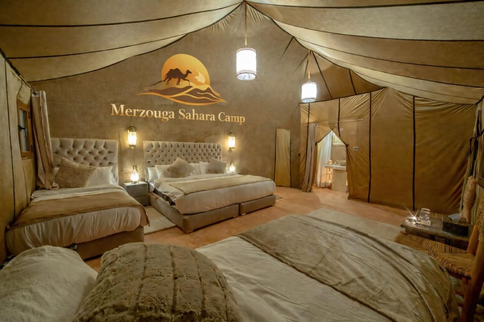 Bed, Photo of the whole room, Bedroom, Text overlay