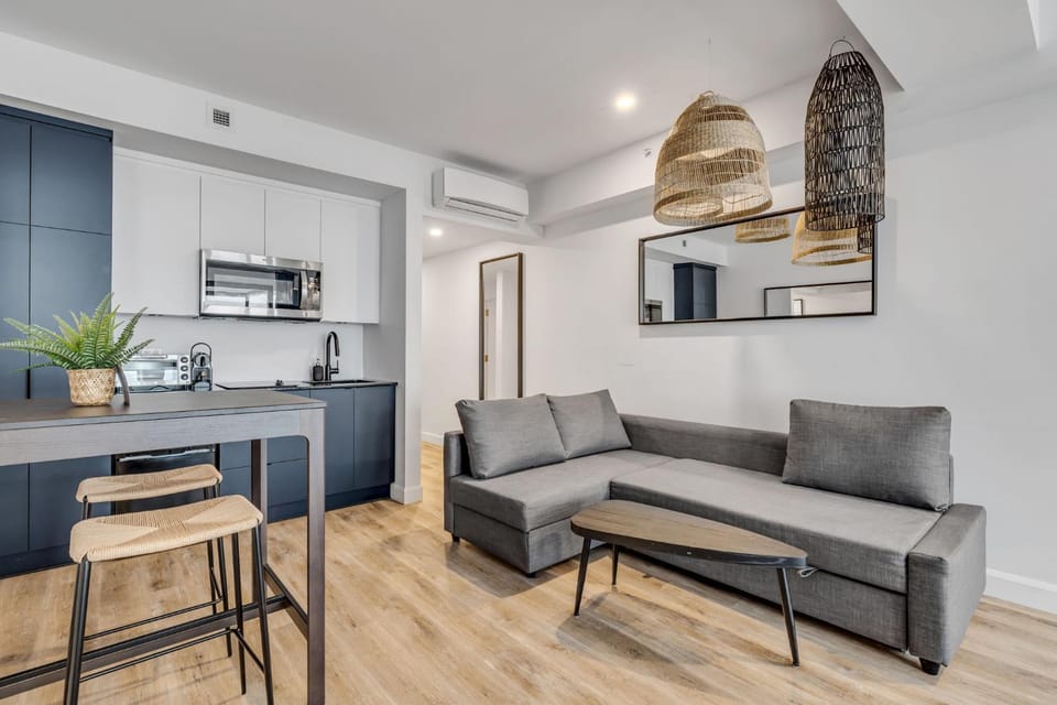Kitchen or kitchenette, Living room, Dining area