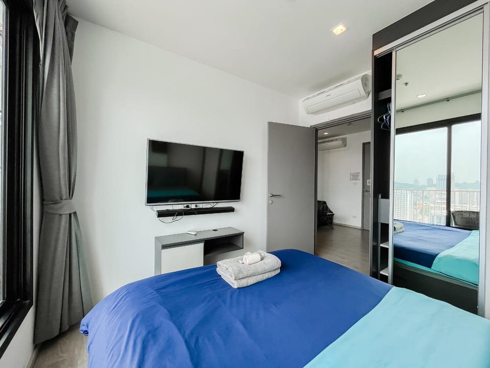The Base Central Pattaya by WWC Apartment hotel in Pattaya City