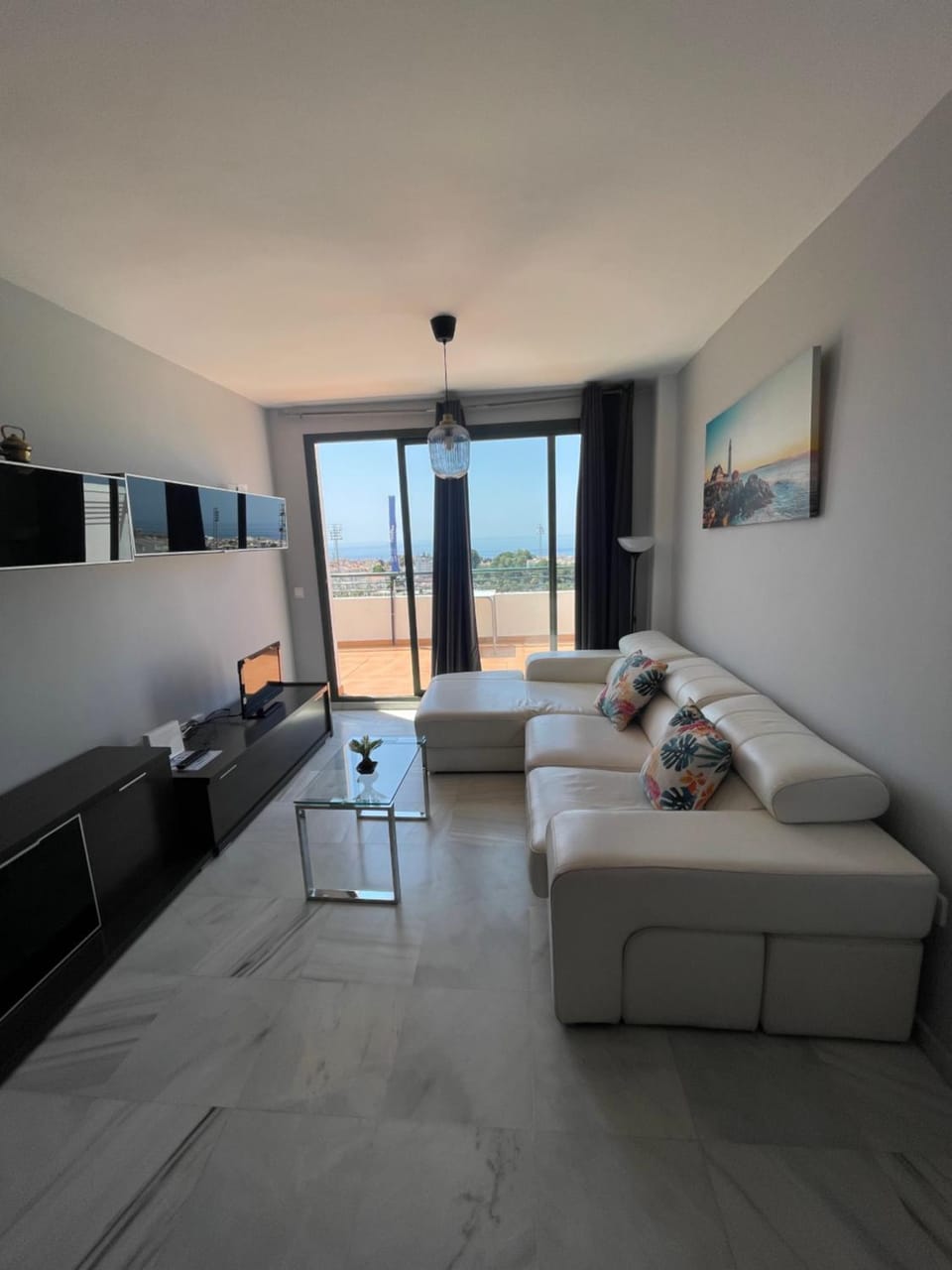 Apartamento en Nerja con vistas al Mar. Apartment in Nerja