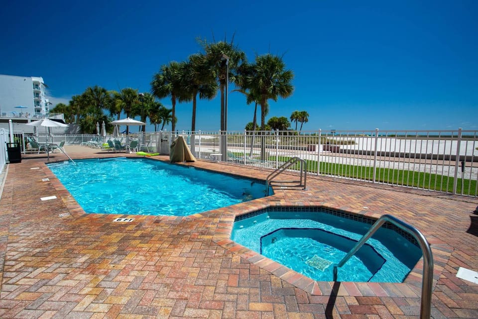 306 - Surf Beach Resort House in Treasure Island