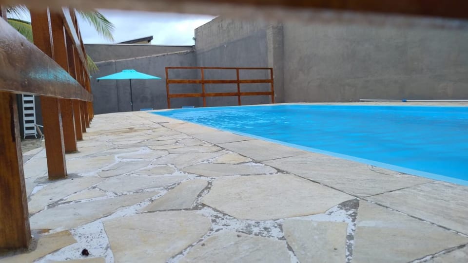 Casa c/ piscna em cond. fechado House in Caraguatatuba