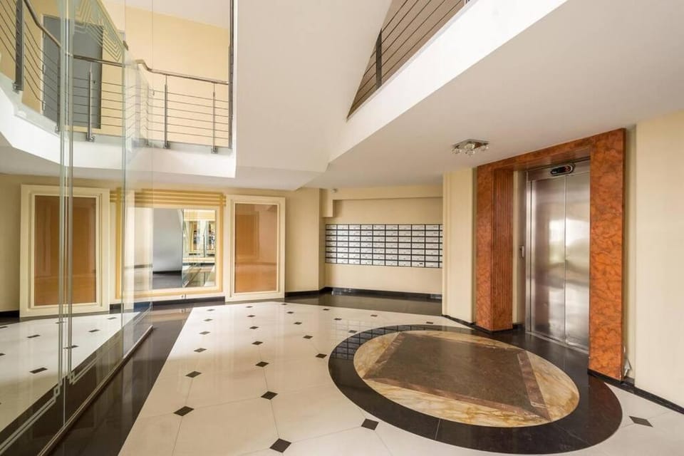 elevator