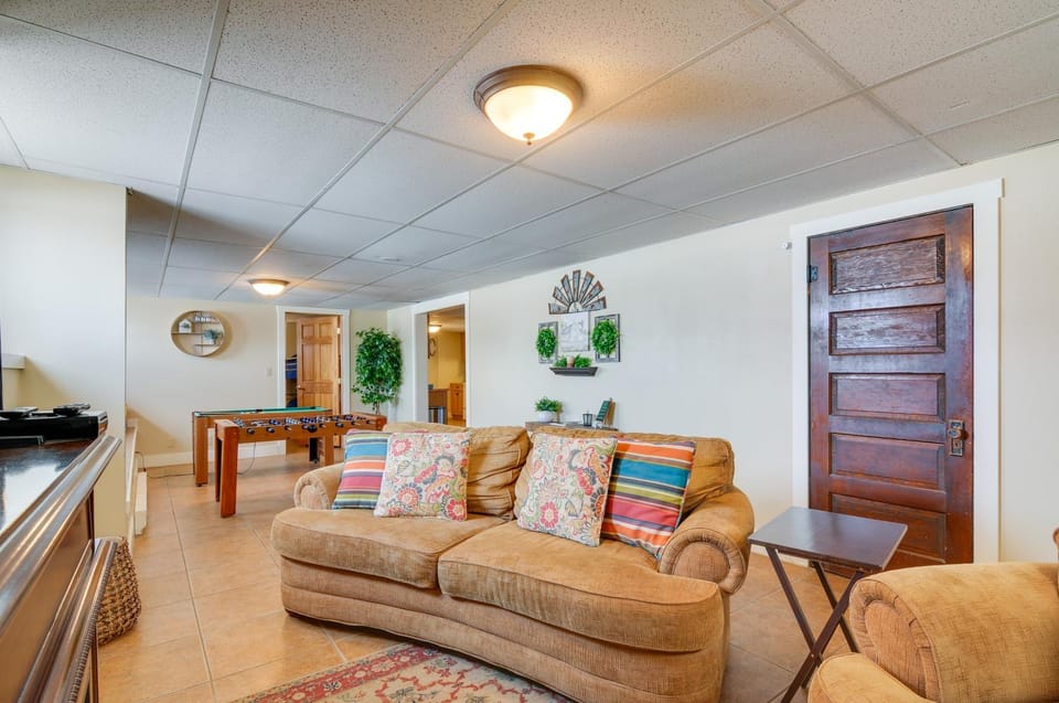 Cozy Historic Home w/ Games, Near Bryce Canyon! House in Cannonville
