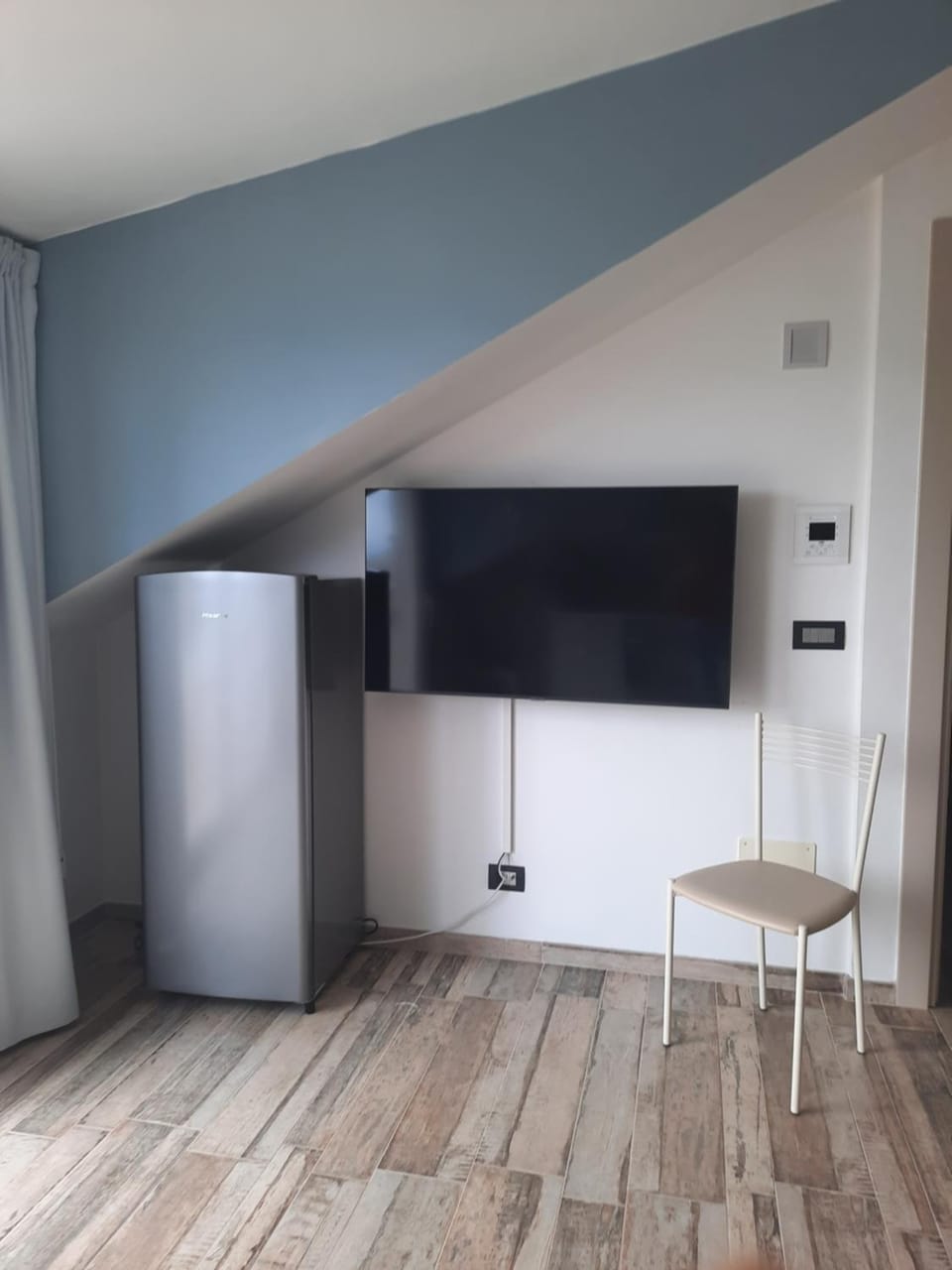 TV and multimedia, Kitchen or kitchenette