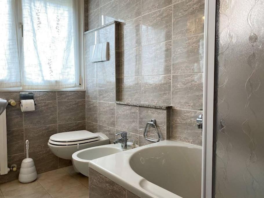 Bathroom, Bath