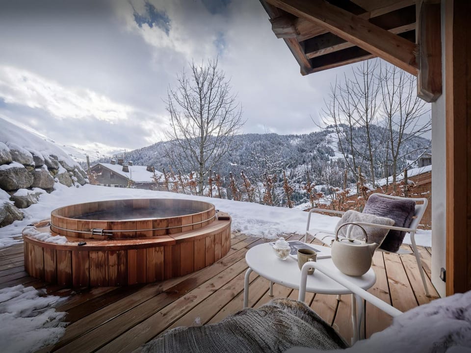 Hot Tub, Mountain view