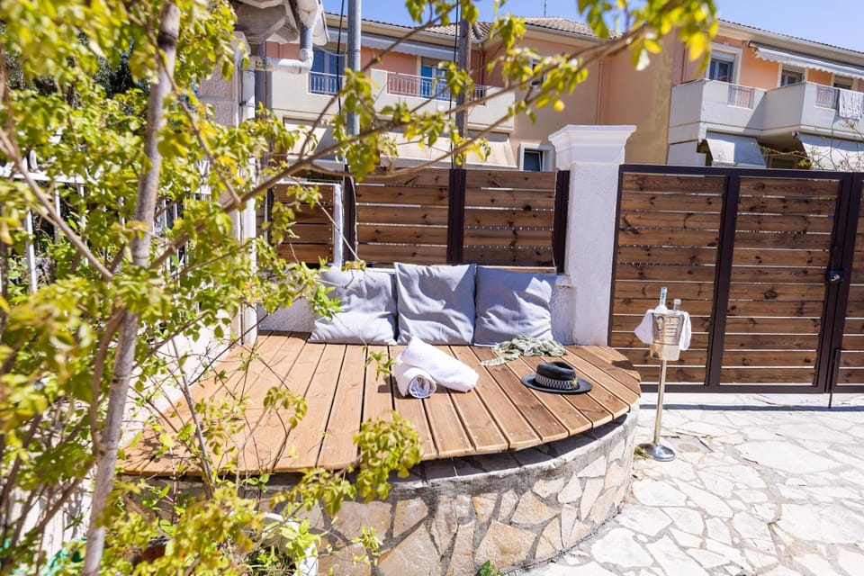 A flower house Chalet in Corfu