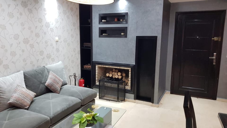 Living room, Seating area, flat iron