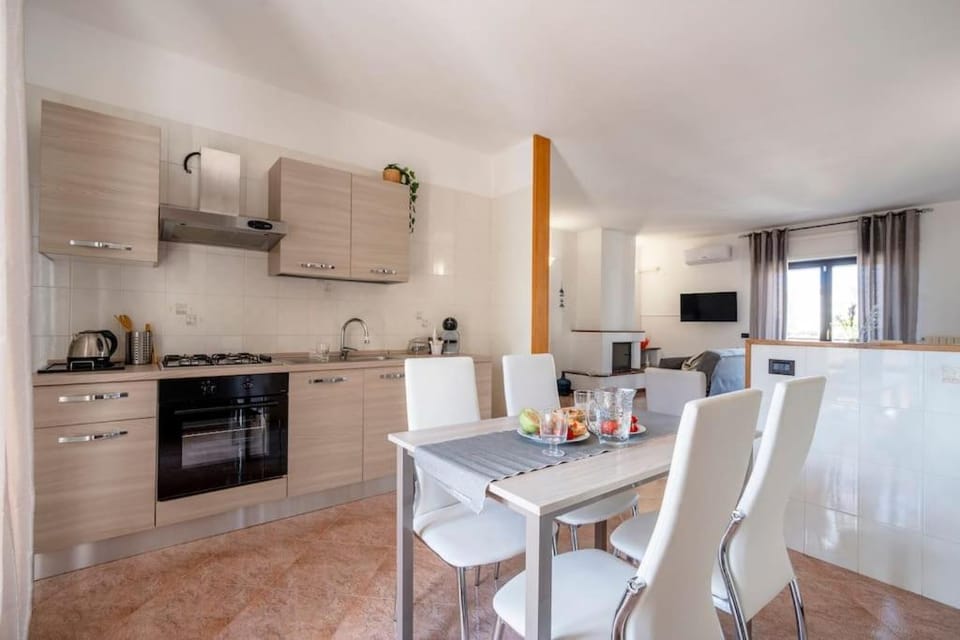Domus Apulia, Due Passi Dal Mare - Free Parking - Apartment in Apulia